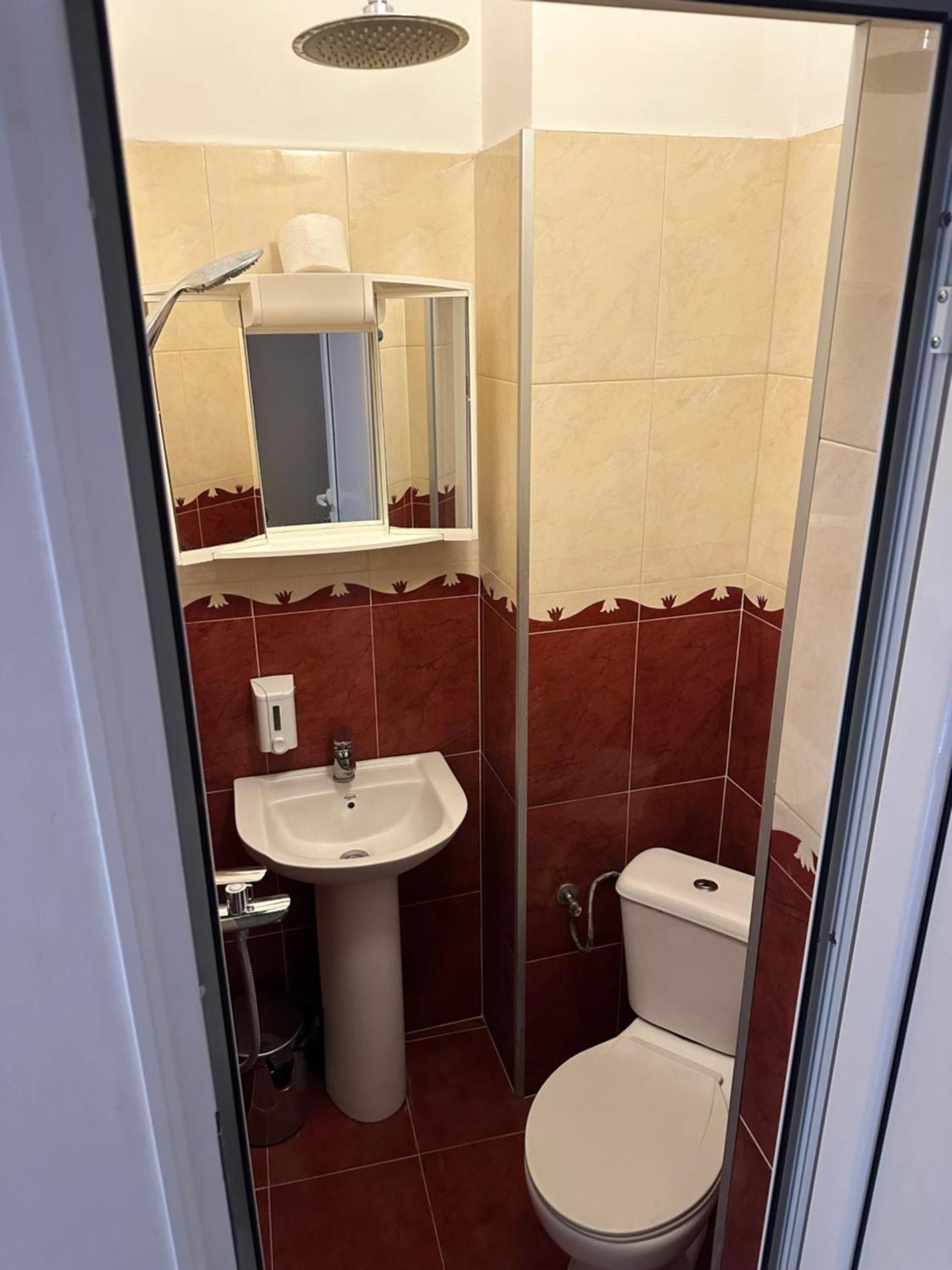 Comfort Guest Rooms Plovdiv Eksteriør bilde